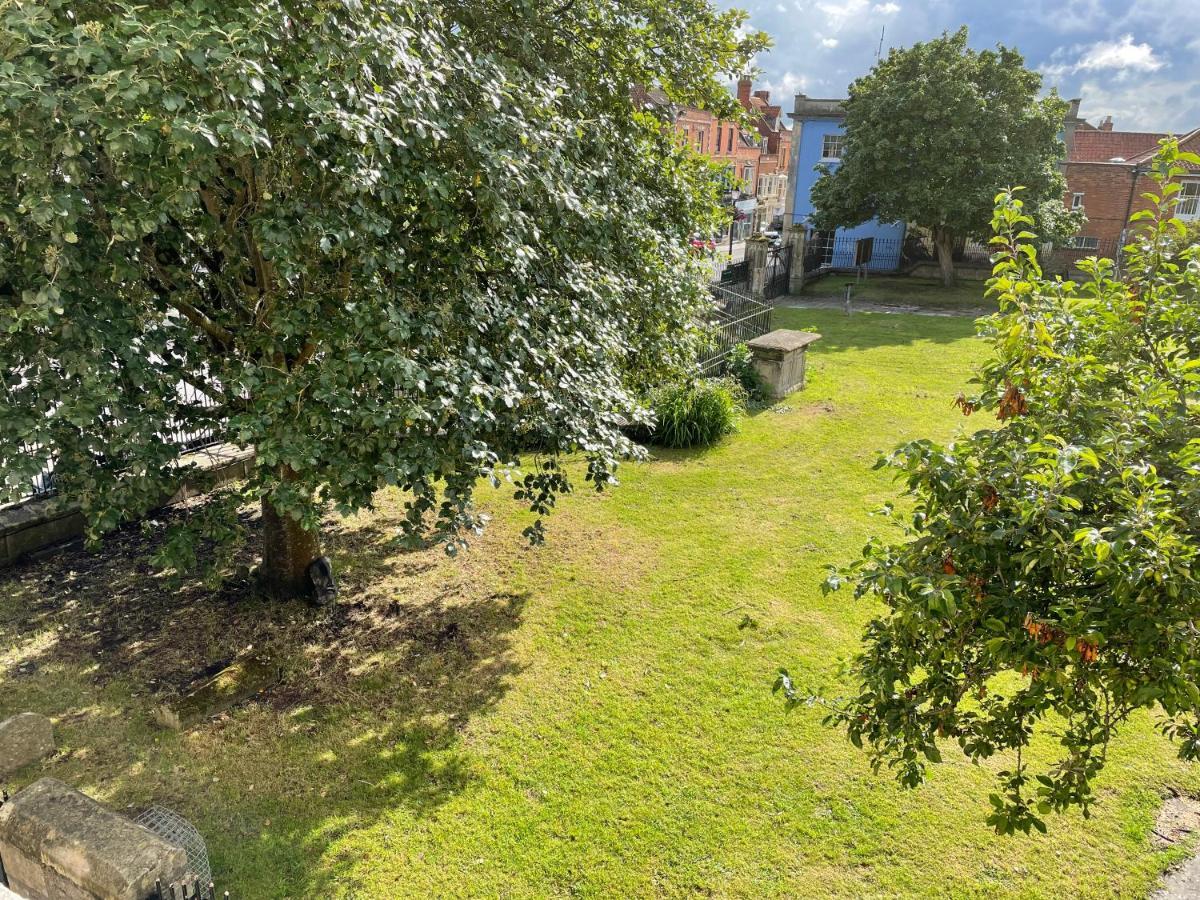 In The Heart Of Glastonbury Extérieur photo